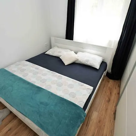 Lucy Apartament *