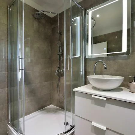 Lucy Apartament Murter
